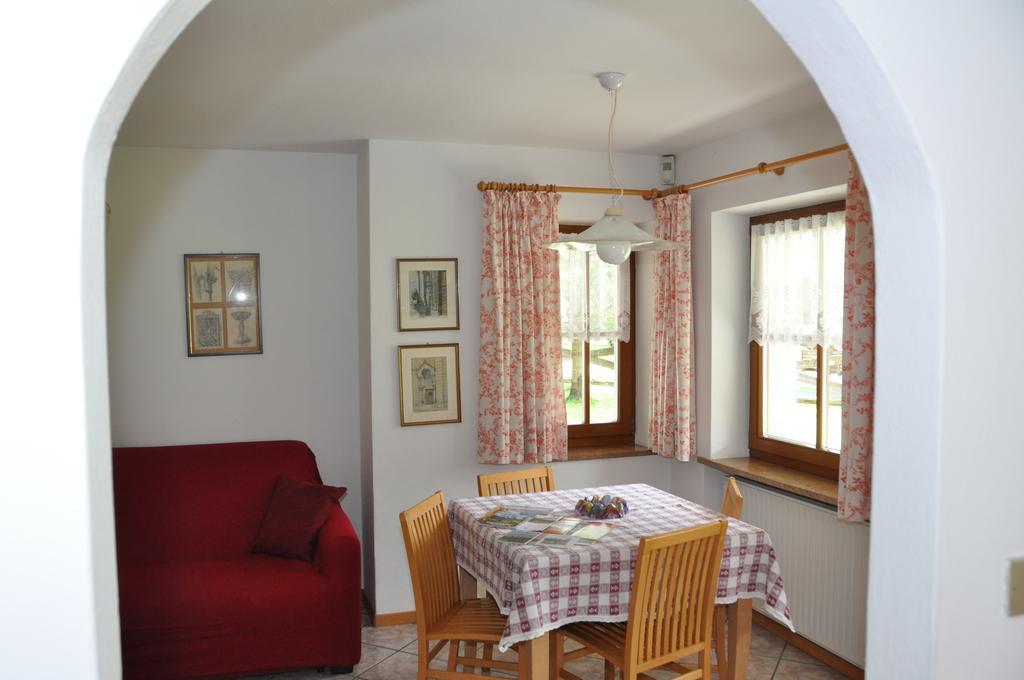 Casa Guido E Laura Apartment Pozza di Fassa Luaran gambar