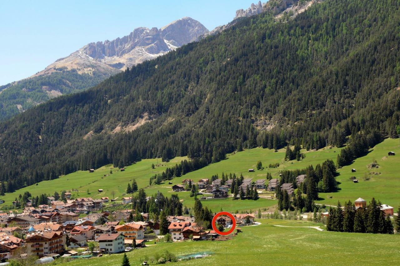 Casa Guido E Laura Apartment Pozza di Fassa Luaran gambar